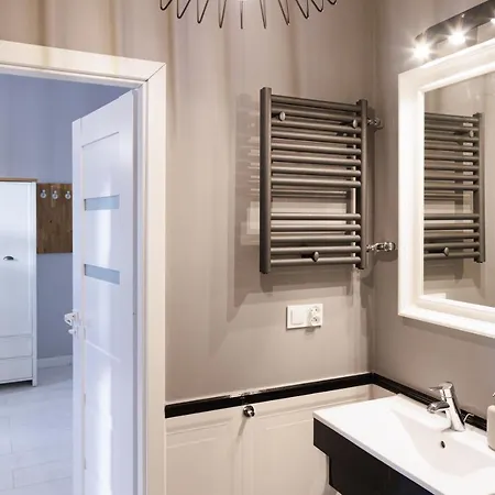 Apartament Piotrkowska 67 Primo Apartamento *