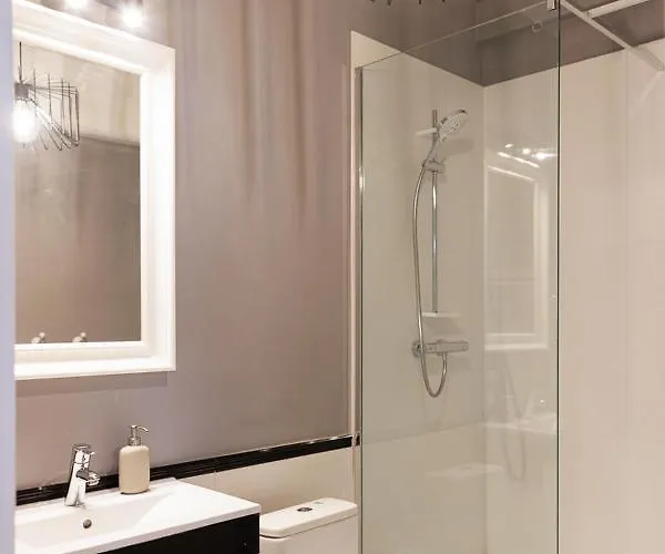 Apartament Piotrkowska 67 Primo * وودج